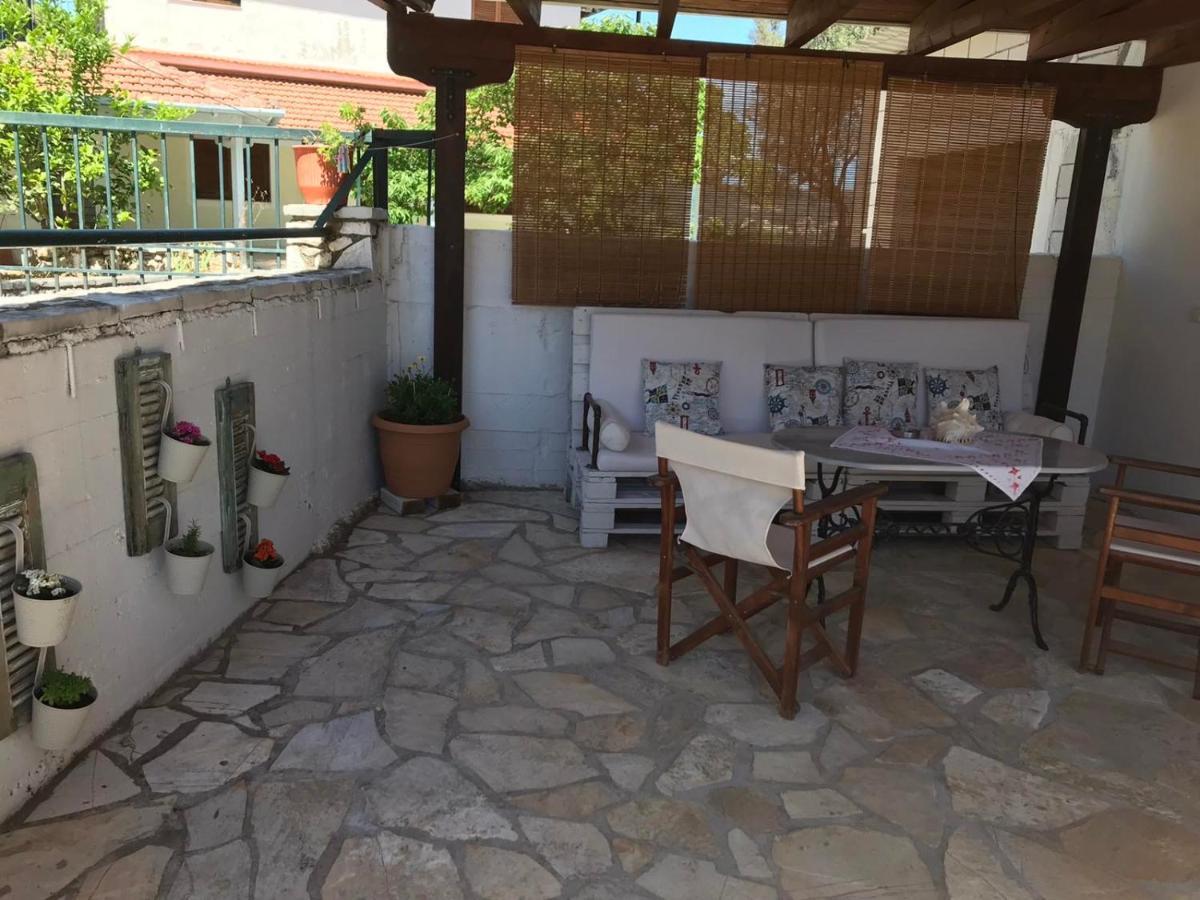 Casa Di Giorgio Apartamento Nikiana Exterior foto