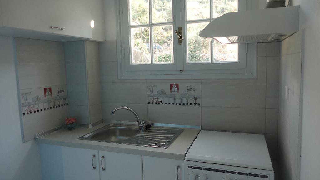 Casa Di Giorgio Apartamento Nikiana Quarto foto
